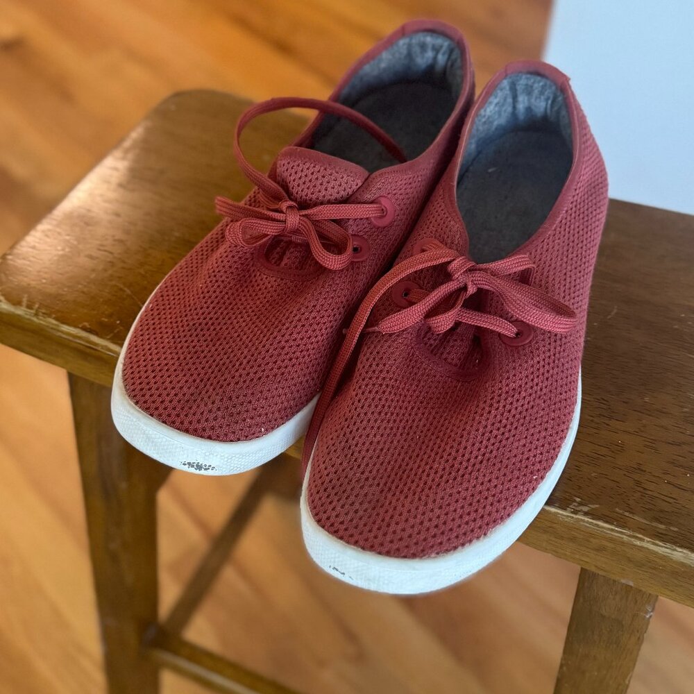 Allbirds - RED men's treeskippers - SIZE 13